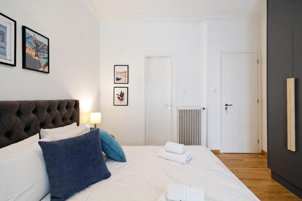 Elegant Big Apartment In Athens Center With Balcony Ngoại thất bức ảnh