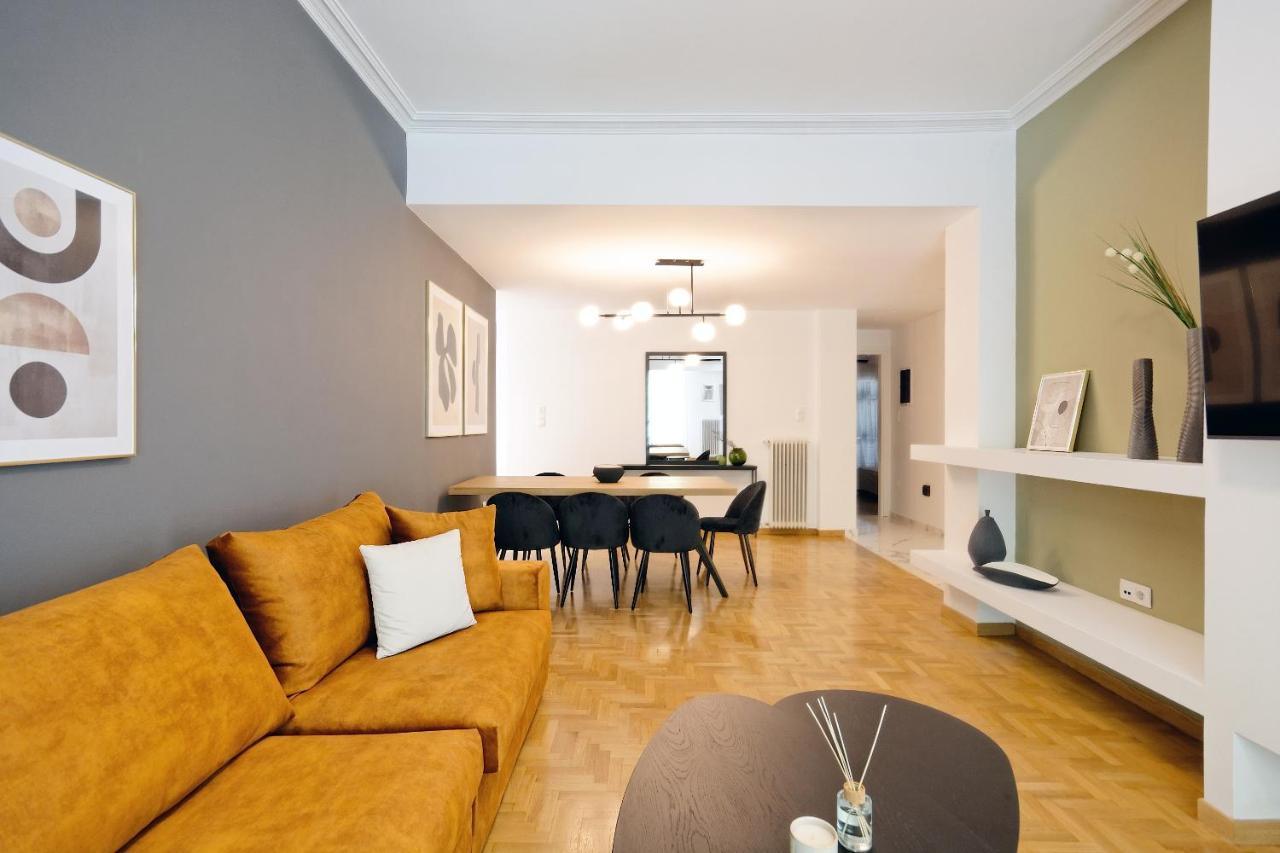 Elegant Big Apartment In Athens Center With Balcony Ngoại thất bức ảnh